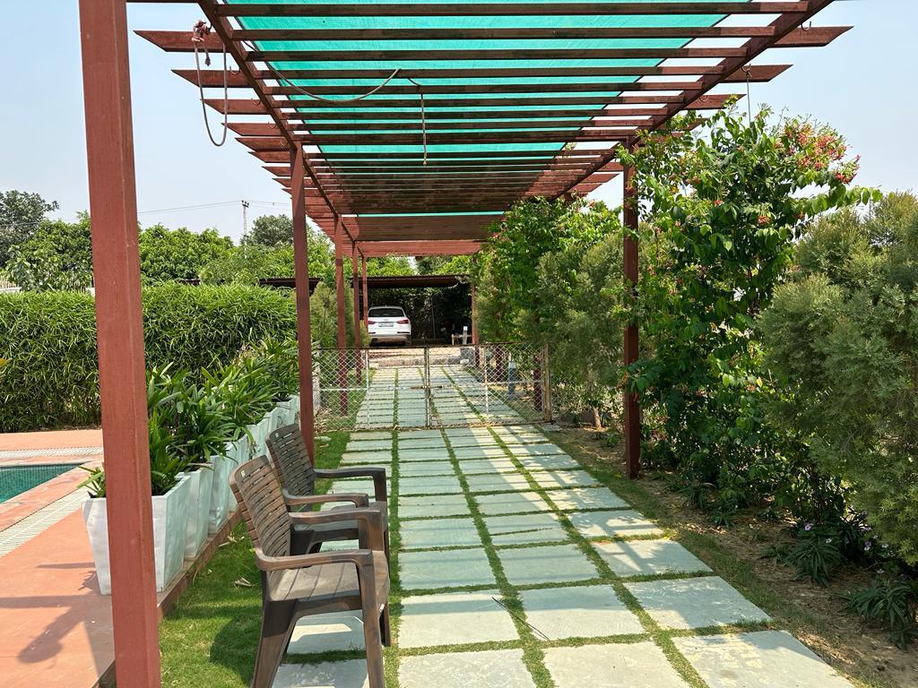 1 Acre Fully Developed Farmhouse with Pool & Garden